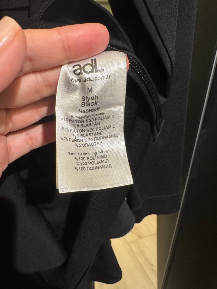 Uzun Kollu Siyah Midi Elbise - Görsel 5