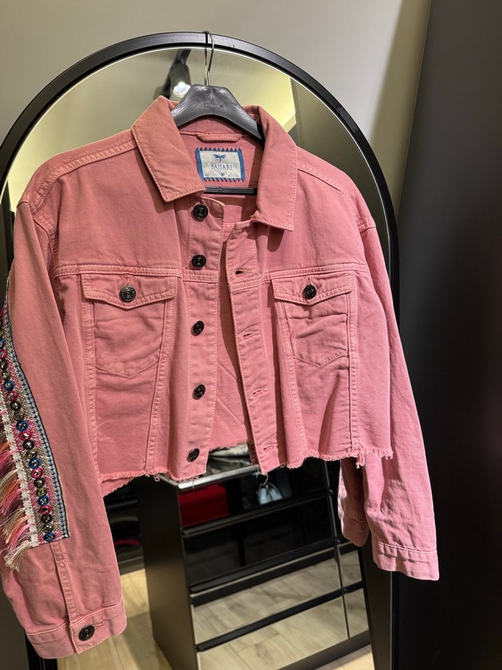 Püsküllü Nakışlı Pembe Kısa Kot Ceket - Görsel 3