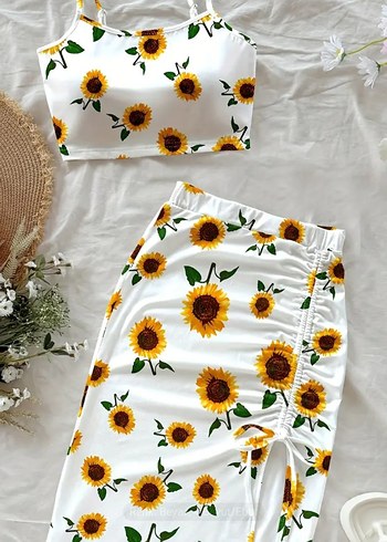 Bershka Ayçiçeği Desenli Uzun Fit Kadın Takım