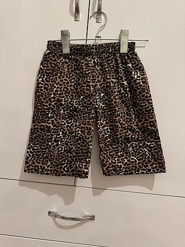 Çocuk şort leoparli