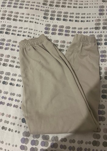 Bej Kadın paçası lastikli esortman