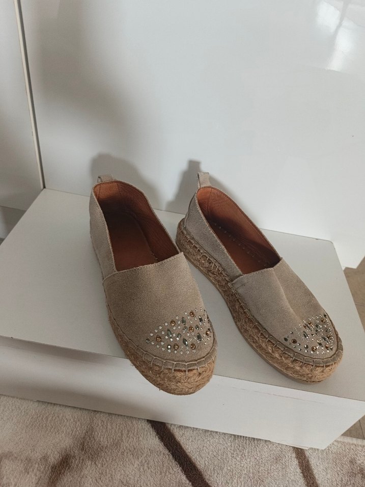 Bej Süet Boncuk İşlemeli Dolgu Topuk Espadril - Görsel 3