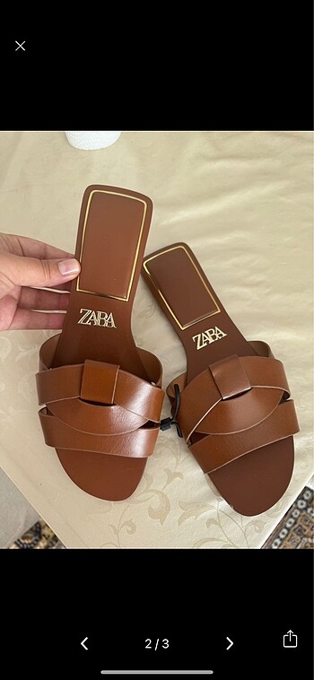 Zara Zara Çapraz Detaylı Deri Sandalet