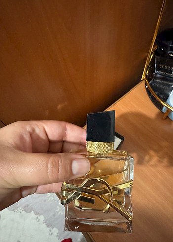 Yves Saint Laurent Libre Kadın Parfümü - Görsel 2