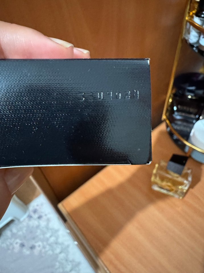 Yves Saint Laurent Libre Kadın Parfümü - Görsel 4