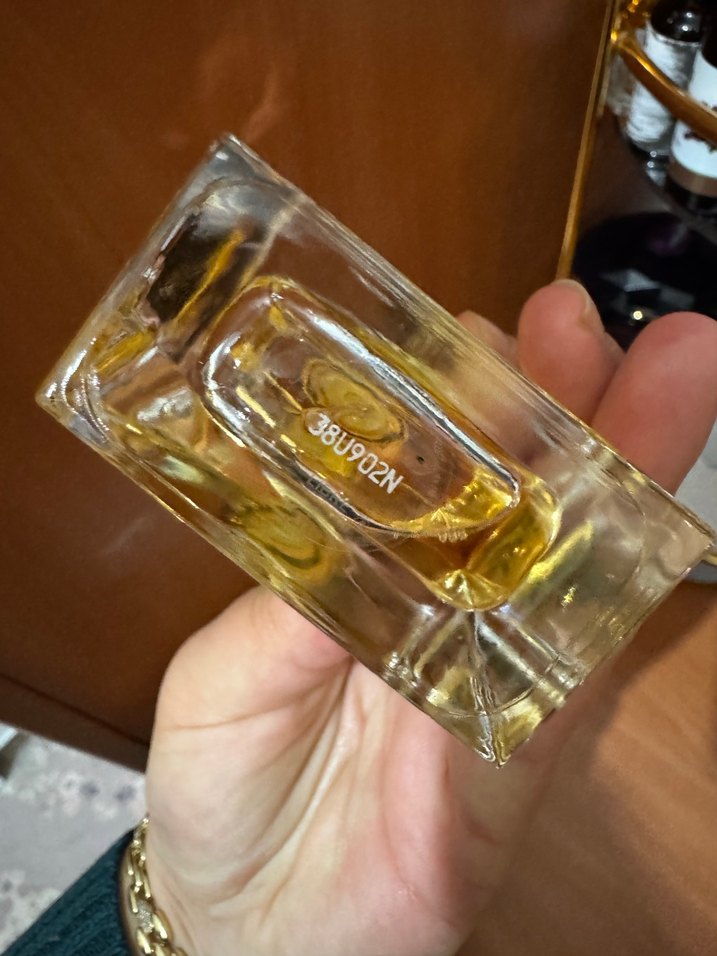 Yves Saint Laurent Libre Kadın Parfümü - Görsel 3