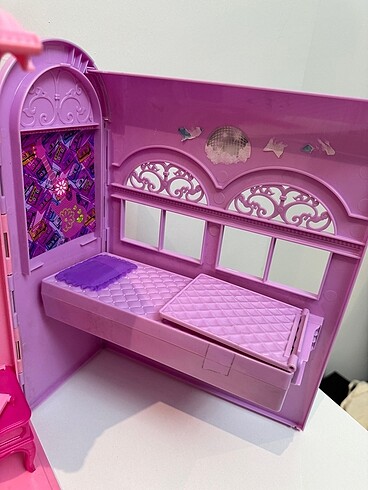 Barbie Barbie evi