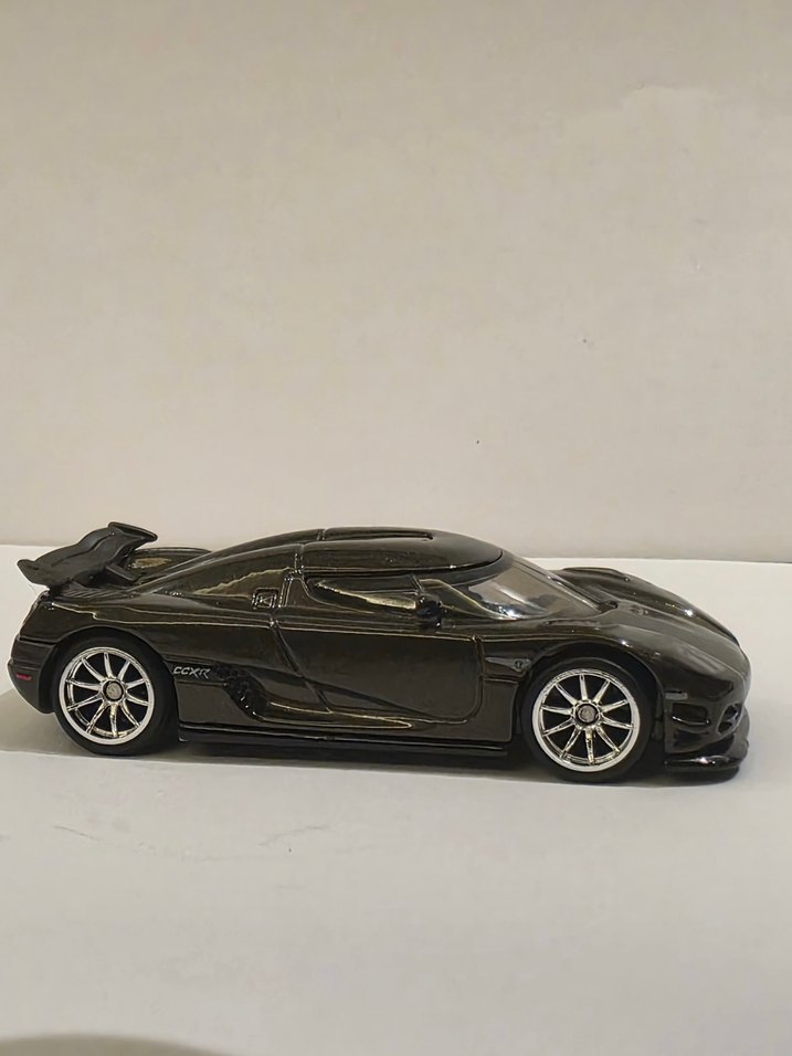 Parlak Siyah Hot wheels araba - Görsel 3