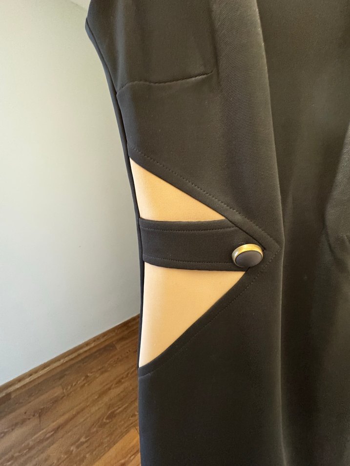 Siyah sıfır Yaka Kolsuz Midi Elbise - Görsel 3