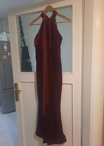 36 Beden bordo Renk Bordo Dökümlü Uzun Elbise Yüksek Yakalı