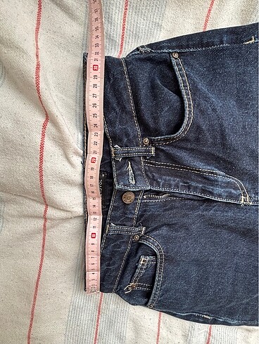 32 Beden Trendyolmilla jean 32 beden koyu kot
