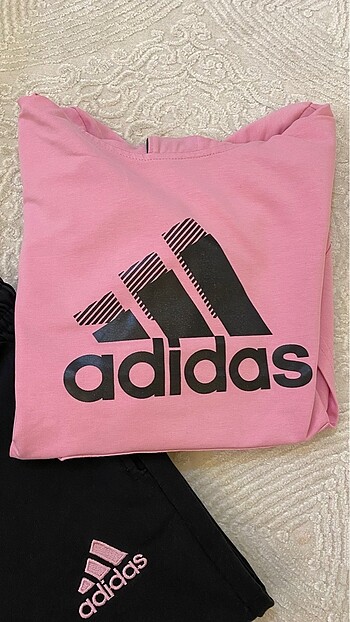 12-13 Yaş Beden Adidas kız çocuk eşofman takımı