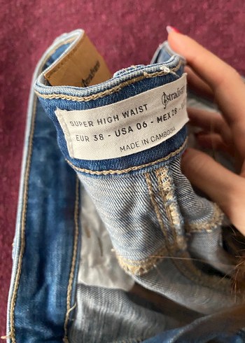 stradivarius yüksel bel dar kot e - Görsel 3