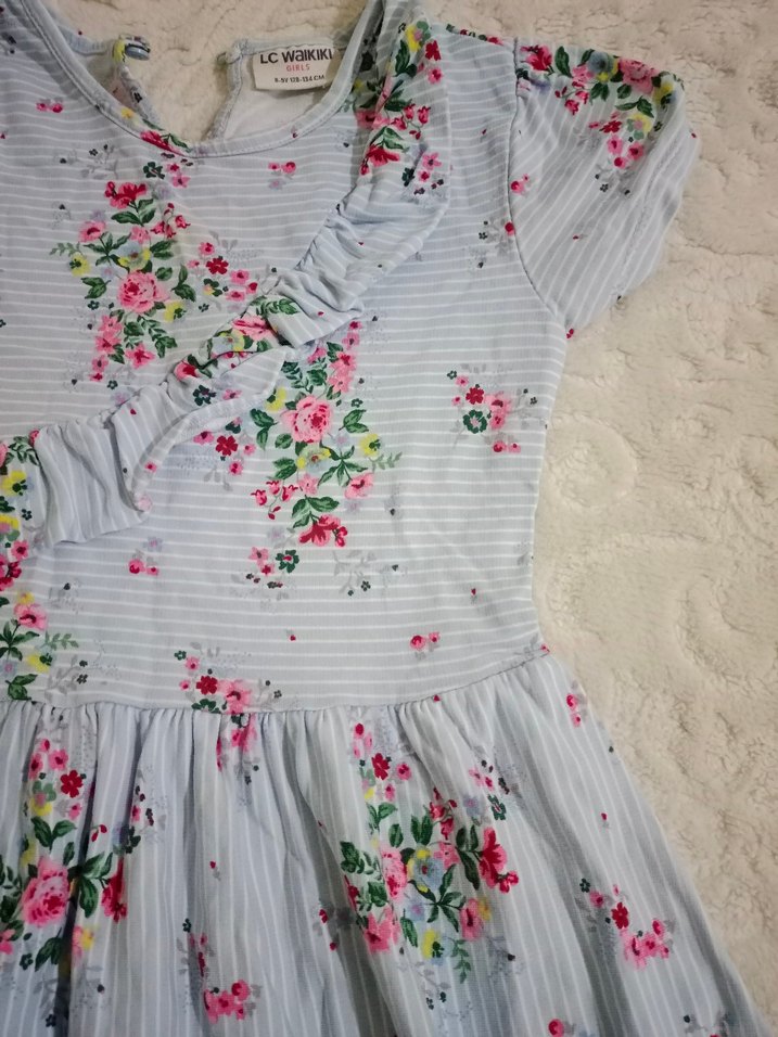 Çiçek Desenli Kız Elbisesi - Görsel 3