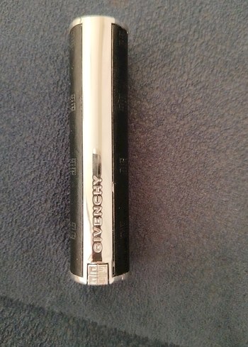 Givenchy Parlak Bej Ruj