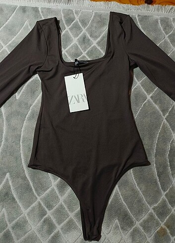 Zara Zara orijinal kare yaka poiamid kahverengi body