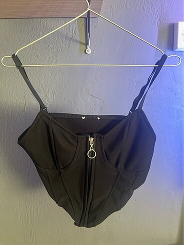 Ambar crop