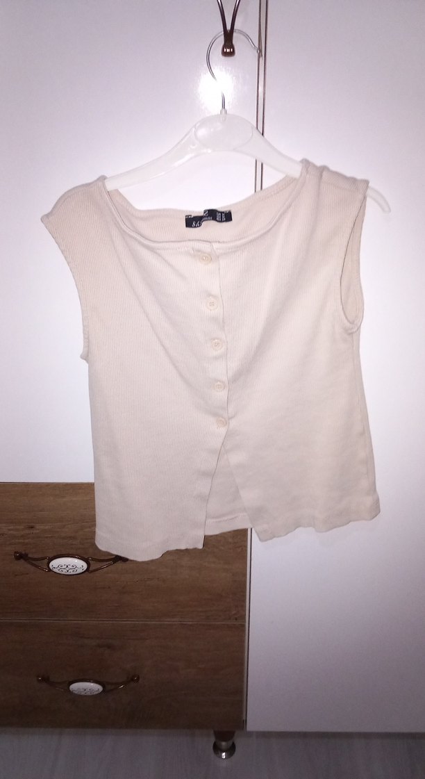 Düğmeli Bej Kolsuz crop - Görsel 5