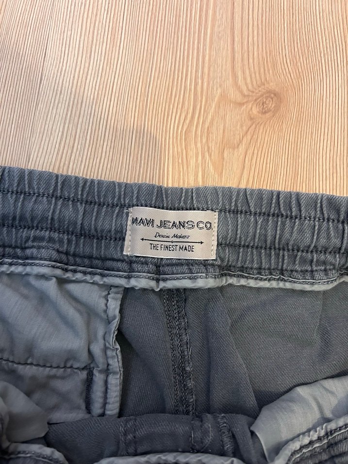 Erkek Gri Rahat Kesim Denim Şort - Görsel 2