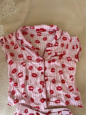6 Yaş Beden Kız çocuk pijama.B&G store