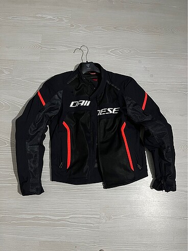 Dainese 3 mevsimlik motorcu montu