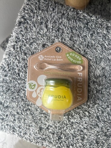 Frudia lip balm