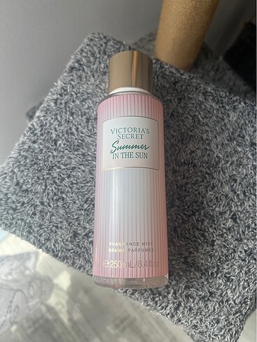 Victoria secret body mist