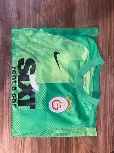Orjinal 2021-2022 sezonu kaleci forması