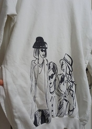 Beyaz Baskılı Oversize Kadın Sweatshirt - Görsel 4