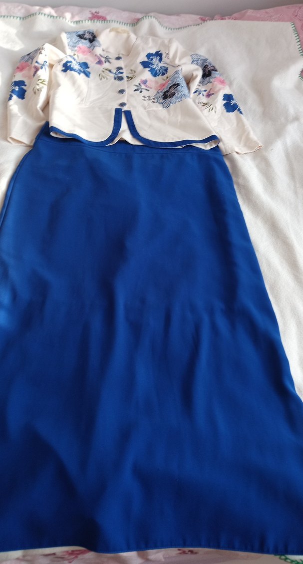 Çiçek Desenli Mavi Uzun Kollu  etekli takim - Görsel 3