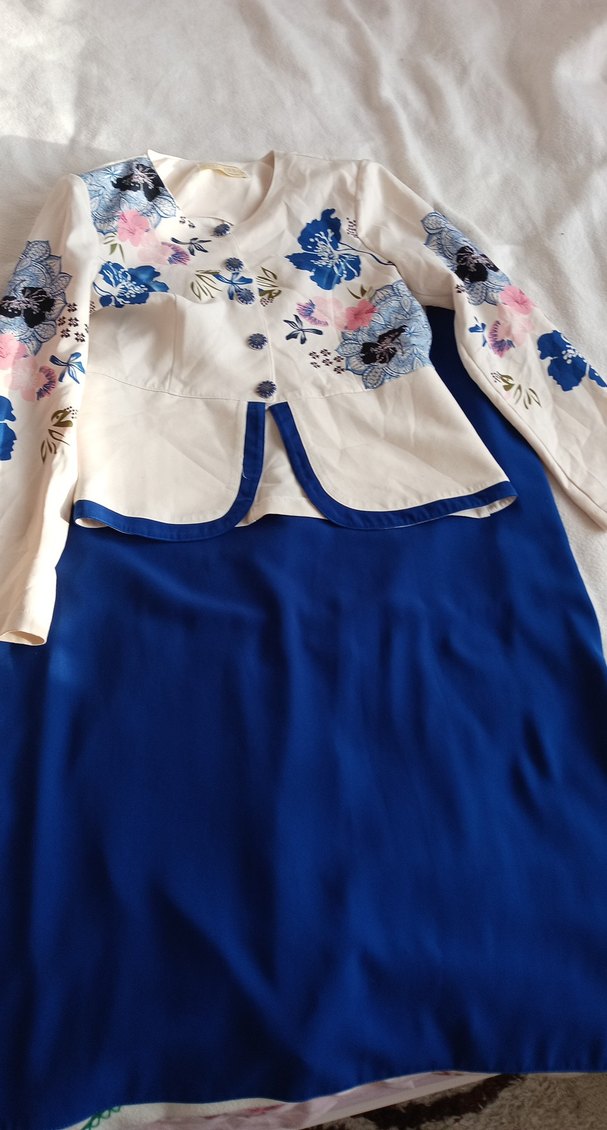 Çiçek Desenli Mavi Uzun Kollu  etekli takim - Görsel 4