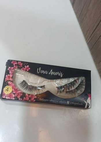 Vena Amoris Koyu Renkli Takma Kirpik - Görsel 2