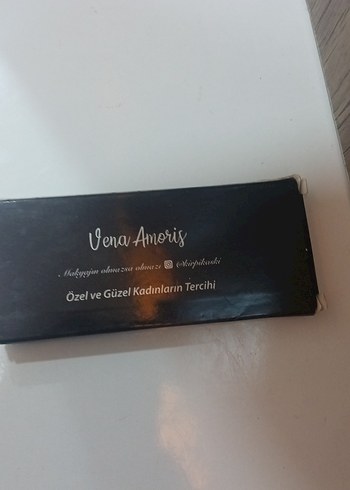 Vena Amoris Koyu Renkli Takma Kirpik - Görsel 3