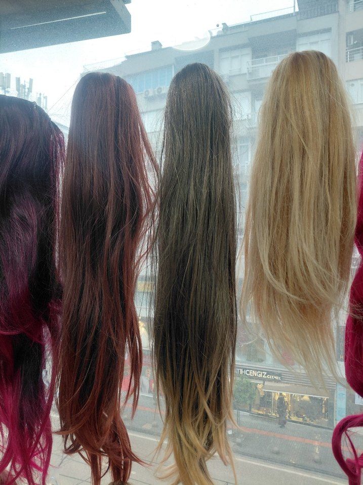 Bej Püsküllü Sentetik Kumaş Saç Aksesuarı - Görsel 3