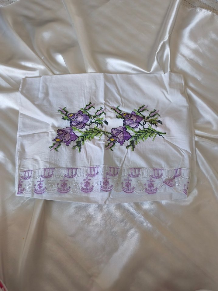 Nakışlı Mor yastık kılıfı - Görsel 2