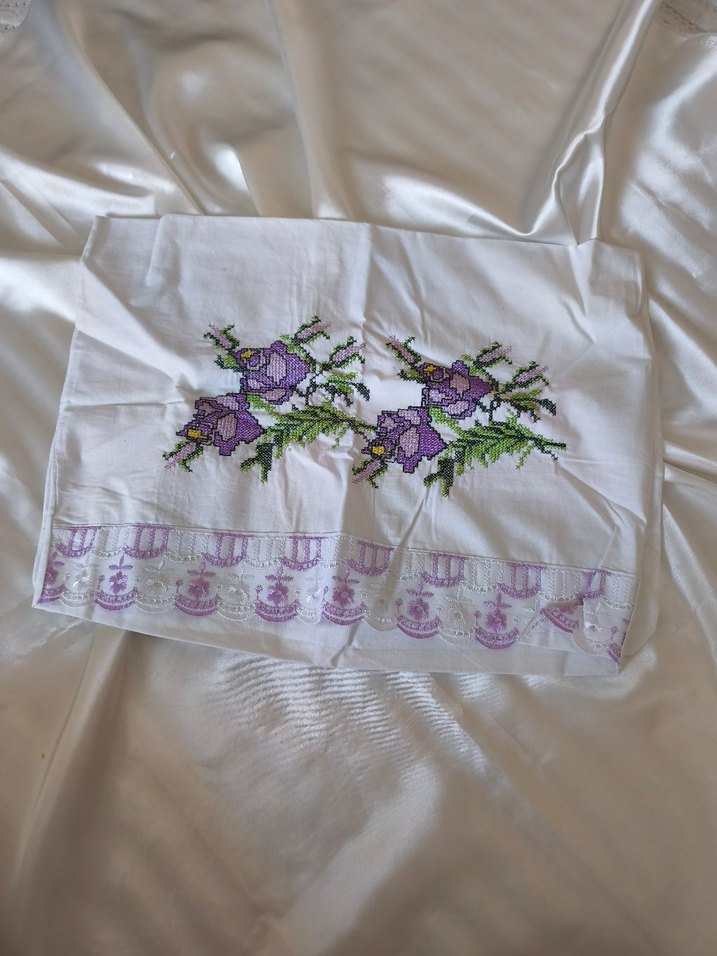 Nakışlı Mor yastık kılıfı - Görsel 4