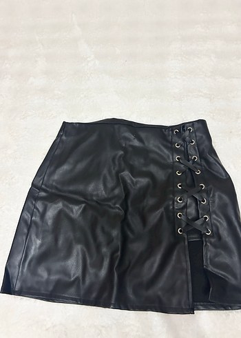 m Beden Siyah Deri Kemerli Gotik Midi Etek