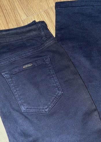 s Beden Guess Siyah Denim Pantolon