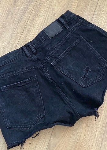 42 Beden siyah Renk Pull&Bear Mini Kot Şort