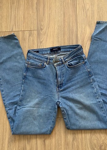 Aeropostale Slim Fit Jean