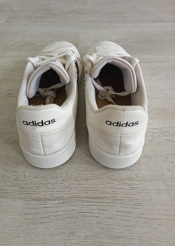 38 Beden beyaz Renk Kadın Beyaz Adidas Spor Ayakkabı