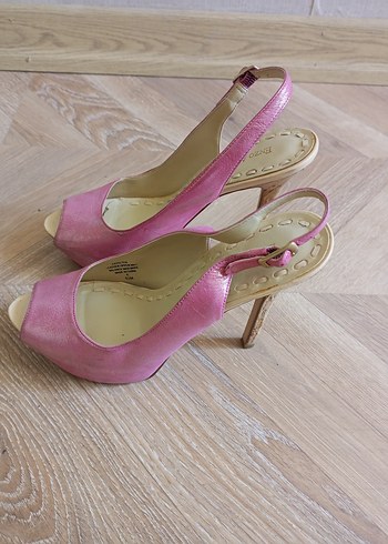 38 Beden Pembe Parlak Tokalı Stiletto Kadın Abiye Ayakkabı