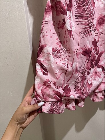 Diğer Pembe çiçekli mini elbise