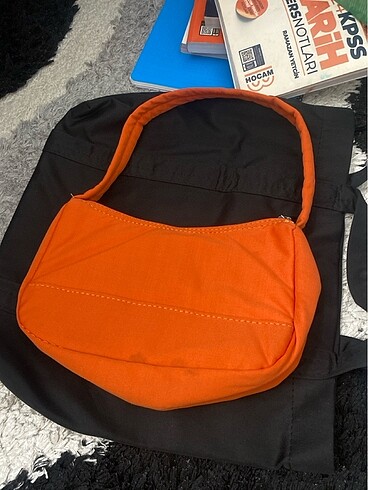 Turuncu çanta - Görsel 2