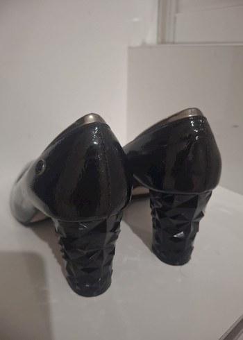 Siyah  Desenli  Topuklu Ayakkabı - Görsel 3