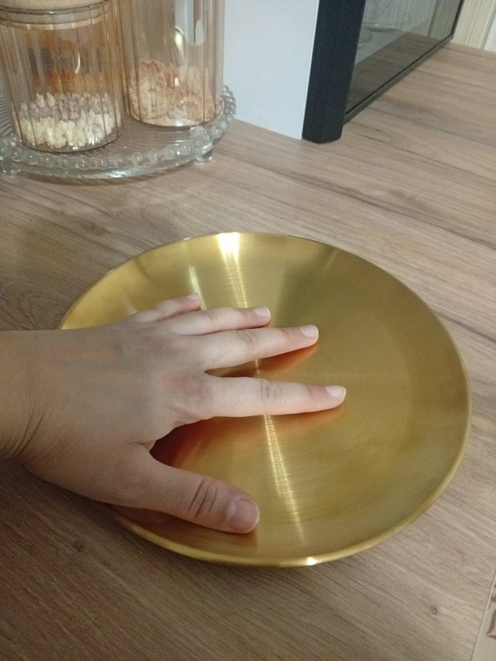 Parlak Altın Renkli Yuvarlak Tabak - Görsel 3