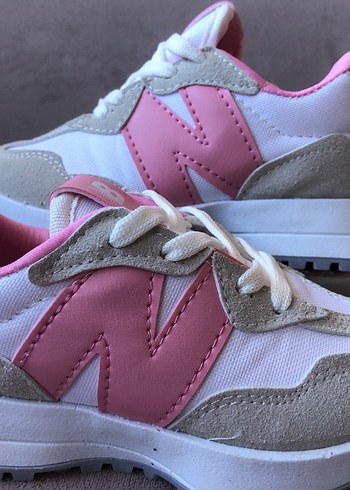 New Balance 327 Çocuk Spor Ayakkabı 32 - Görsel 3