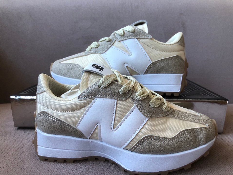 Bej New Balance 327 Çocuk  Spor Ayakkabı 21 - Görsel 3