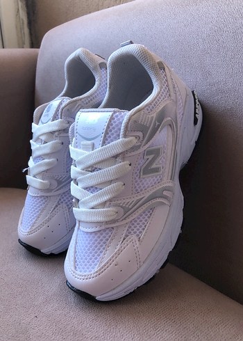 New Balance 35