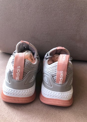 29 Beden pembe Renk Adidas Çocuk Bağcıklı Bez ayakkabı